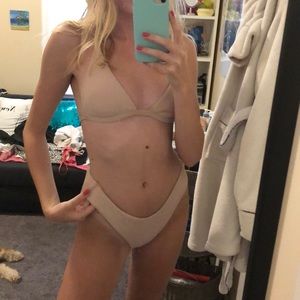 Nude LA heats bikini